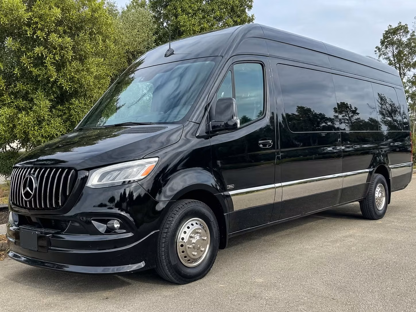 livonia sporting event transportation